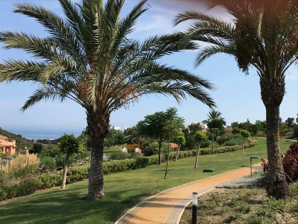 Penthouse, Casares Del Sol, Malaga Apartment ภายนอก รูปภาพ